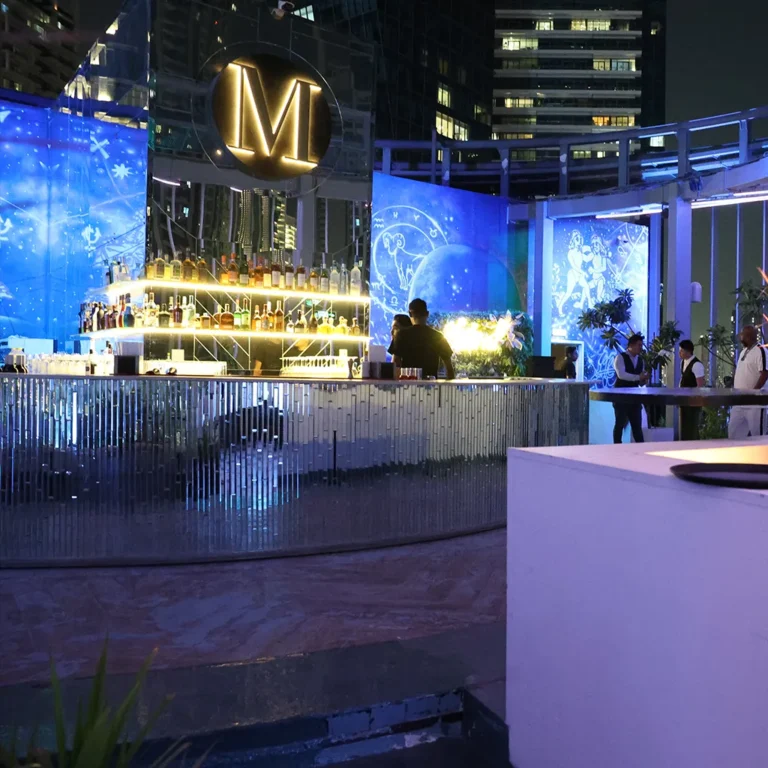Business & Corporate